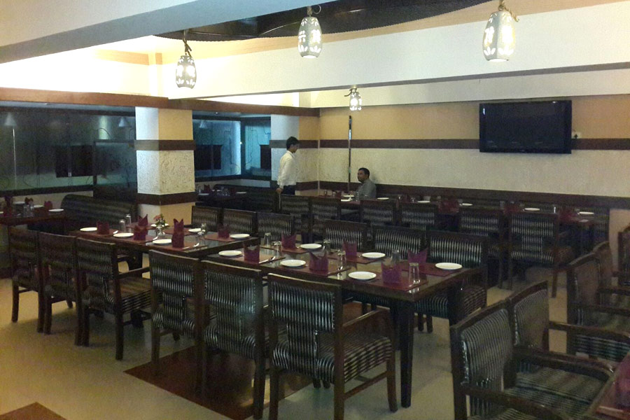 Restaurant at Hotel Doon Regency, Dehradun