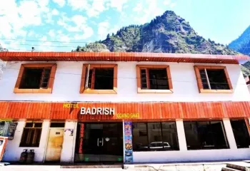 Room at Hotel Badrish, Govindghat