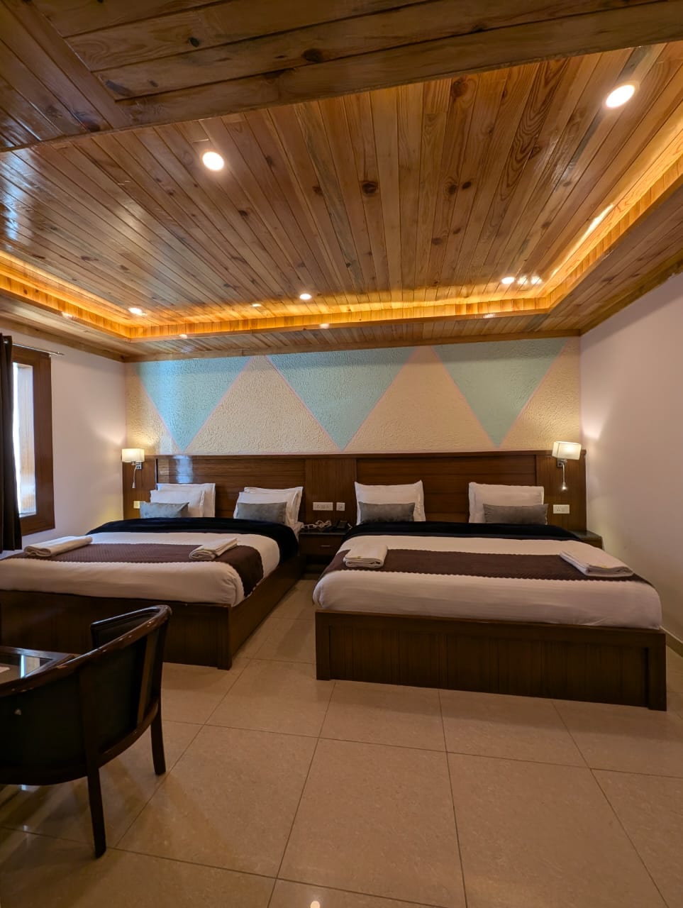 Deluxe Family Room 