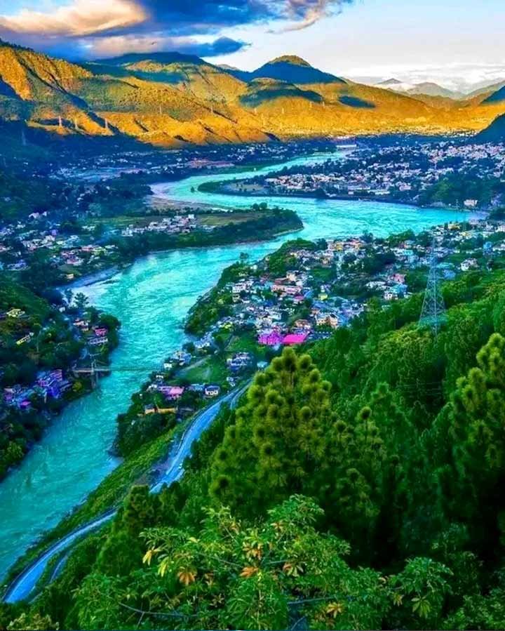 Hotels in Uttarkashi